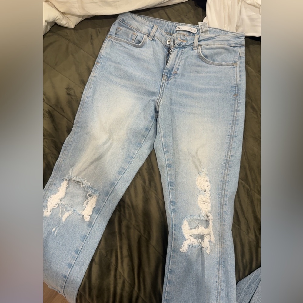 Zara Light Blue Ripped Boyfriend Jeans-Size 4